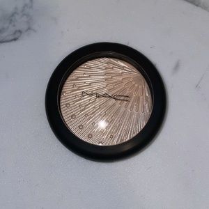 MAC Extra Dimension Skin Finish Highlighter in Double Gleam